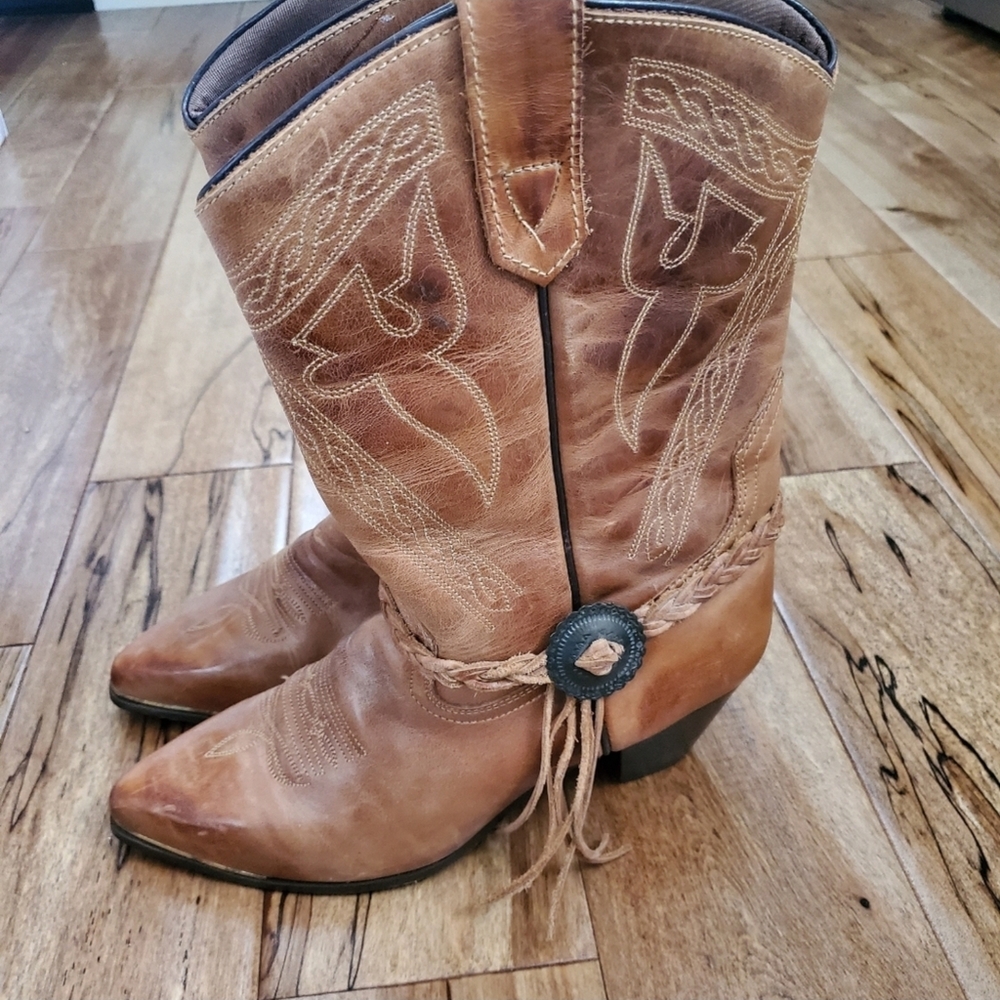 Tan Leather Embroidered Heeled Boots
